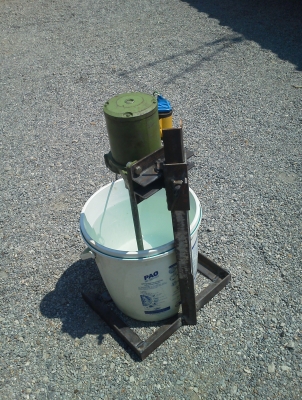 (มี VDO ให้ดู)ชุดแท่นใว้กวนสำหรับงานต่างๆ ต่อเป็นชุดพร้อมมอเตอร์เกียร์ หมุนที่ประมาณ 120 รอบต่อนาที(ทำตามสั่ง)