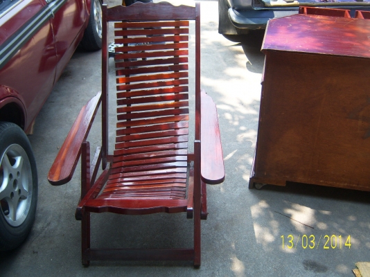 เก้าอี้โยกไม้แดง สภาพดี