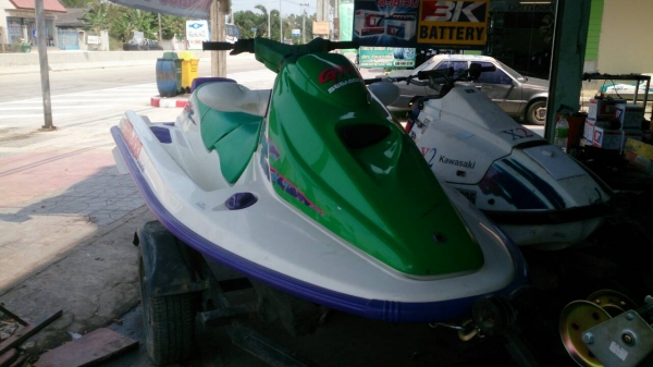 ขาย seadoo GTX 650cc.สภาพดี 80,000 บาท เล่นได้เลย..