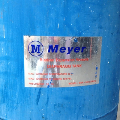 ถังแรงดัน Meyer ขนาด 200 ลิตร มือสอง สภาพดี ถังแรงดัน Meyer ขนาด 200 ลิตร มือสอง สภาพดี