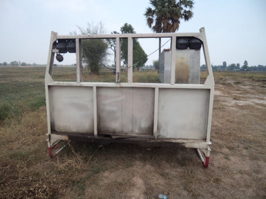 ขายถูกๆ35000บาท เป็นเทเลอร์6ล้อร็อกกี้เข็นรถเกียว พร้อมกระปอกหางไฮโดรลิค