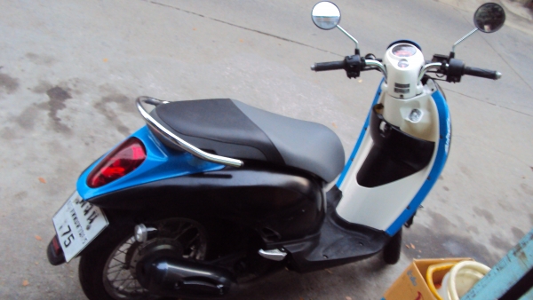 ขายด่วนสกูปี้ไอ ปี54 เครื่องดีราคาถูก17500