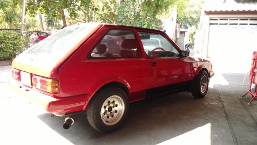 Mazda 323 3ประตู 1.5 LPG(อย่างเดียว)  ขับหน้า อะไหล่เดิมครบไม่มีแตกหัก