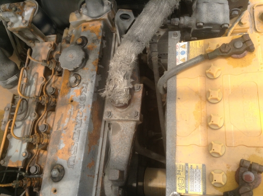 ขายรถยก ยกได้สูง4.5 เมตร งาเทได้ ยางหน้าคู่  KOMATSU FD25-10