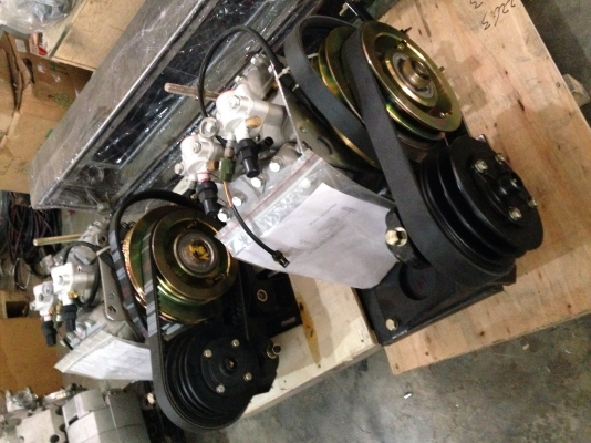 ขายคอมเพรสเซอร์bock 555cc พร้อมเเท่น ครบชุด