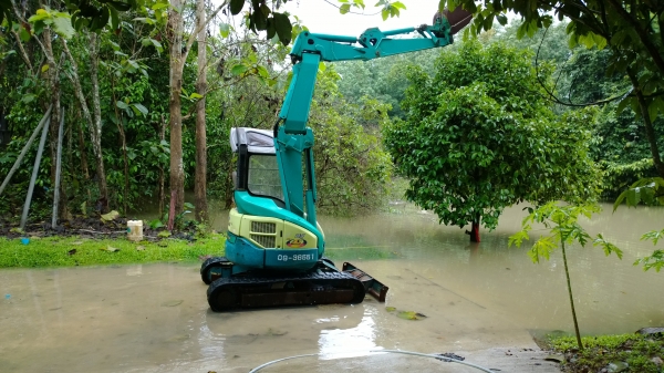 ขายรถขุดYANMAR B3-3A ขายรถขุดYANMAR B3-3A