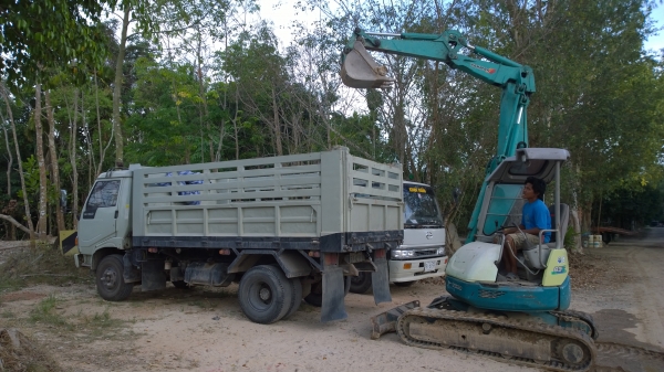 ขายรถขุดYANMAR B3-3A ขายรถขุดYANMAR B3-3A