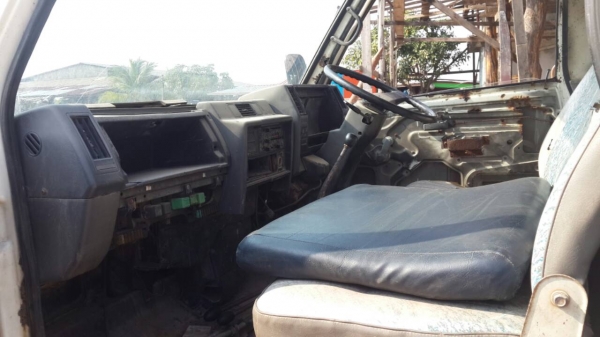 ขายด่วนรถ 6 ล้อดั้ม NKR 110 พาวเวอร์ หัวกระดกได้ ขายด่วนรถ 6 ล้อดั้ม NKR 110 พาวเวอร์ หัวกระดกได้