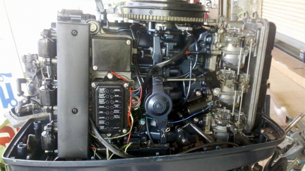 เครื่องเรือ yamaha 85HP เก่าเก็บ เดิมๆ สวยๆ