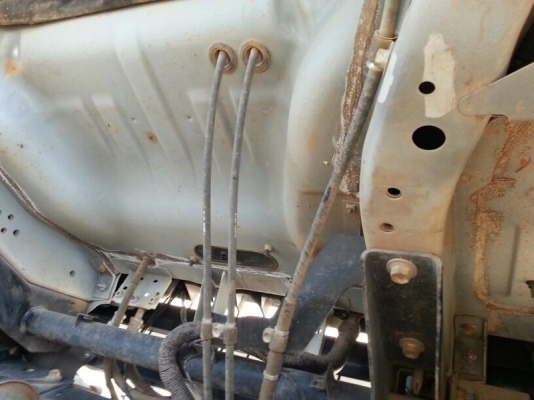 รถอีซูซุ 6 ล้อดั้ม FRR 210 แรงม้า ปี 54 ( รถวิ่ง 5x,xxx กม. ) สนใจติดต่อ 081 - 6079515 รถอีซูซุ 6 ล้อดั้ม FRR 210 แรงม้า ปี 54 ( รถวิ่ง 5x,xxx กม. ) สนใจติดต่อ 081 - 6079515