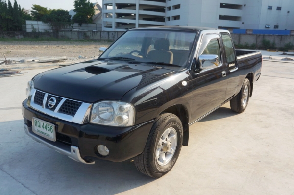 NISSAN FRONTIER CAB ปี 2006 รถสวย แอร์เย็น ล้อ MAX พวงมาลัยพาวเวอร์ เครื่องดี เกรียร์ปกติ กระจกไฟฟ้า ภายในสถาพสวย สีสวย พร้อมใช้งาน การันตีรถสวย จัดไฟแนนได้ ฟรีดาวน์