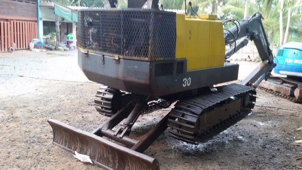 ขายรถขุด แมคโครเล็ก yanmar b301 สภาพพร้อมใช้ราคาเบาๆ