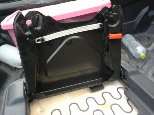 ขายเบาะรถตู้โตโยต้า สมบูรณ์สวยมากๆ พร้อมเบลล์ของตามรูปเลยคร้าบ แท้ยี่ปุ่น1500