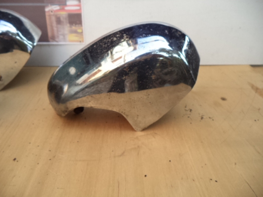 ขายหงอนกันชน Austin 1100/1300 "ใส่แล้วหล่อ" ขายหงอนกันชน Austin 1100/1300 "ใส่แล้วหล่อ"