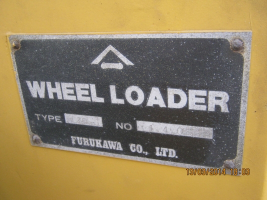 ขาย รถตักเอวอ่อน ขาย รถตักเอวอ่อน