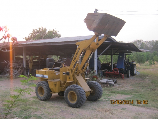 ขาย รถตักเอวอ่อน