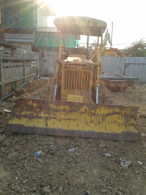 ขายรถดันยี่ห้อkomatsu-D20-2 ขายรถดันยี่ห้อkomatsu-D20-2