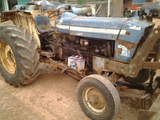 Ford 77เครื่องT2 เอกสารพร้อมโอน ผาน3,6ดันหน้า