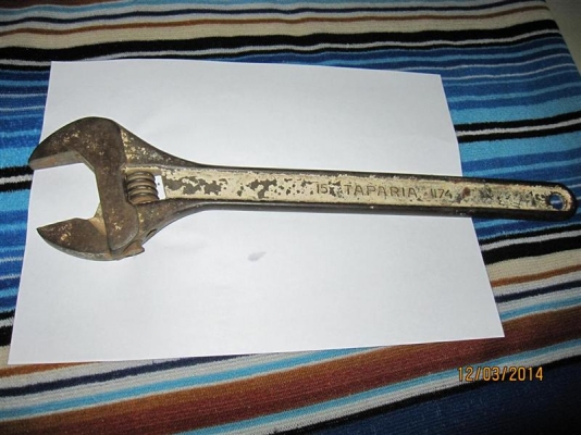 ประแจเลื่อน TAPARIA 1174 ขนาด 15 นิ้ว