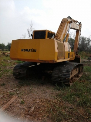KOMATSU PC 200-5 ไฟฟ้าครบ มีแอร์ เแน่น โซ่80\%