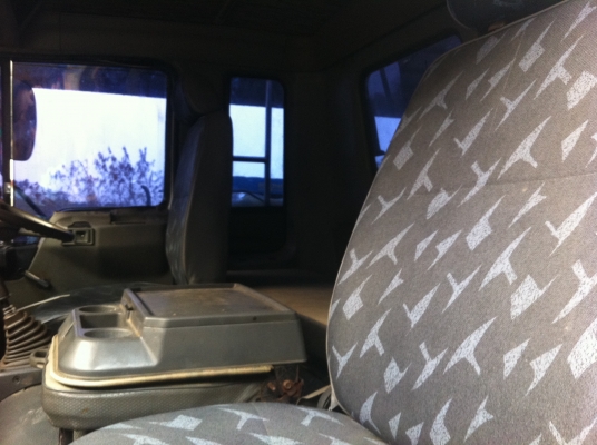 HINO FF3H เครื่องดี คัสซีสวย แอร์เย็น ทะเบียนพร้อมโอน HINO FF3H เครื่องดี คัสซีสวย แอร์เย็น ทะเบียนพร้อมโอน