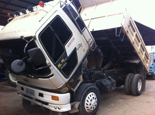 HINO FF3H เครื่องดี คัสซีสวย แอร์เย็น ทะเบียนพร้อมโอน HINO FF3H เครื่องดี คัสซีสวย แอร์เย็น ทะเบียนพร้อมโอน