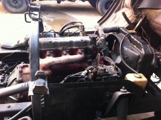 HINO FB113 หัวลากคัสซี เครื่อง WO4D-117 แรงม้า HINO FB113 หัวลากคัสซี เครื่อง WO4D-117 แรงม้า