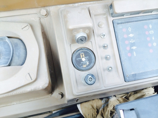 รถเกรดอัดตีนแกะ CATERPILLAR 826C ใช้งาน2000ช.ม