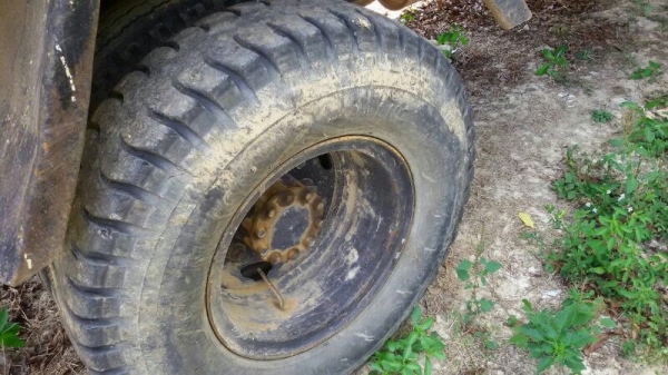 รถอีซูซุ 6 ล้อดั้ม 130 แรงม้า. ปี 50 สนใจติดต่อ 081 - 6079515 รถอีซูซุ 6 ล้อดั้ม 130 แรงม้า. ปี 50 สนใจติดต่อ 081 - 6079515