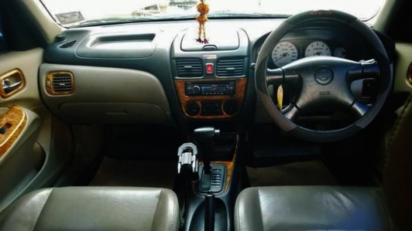 Nissan sunny ตัว TOP Super NEO ปี 2002 AT ขายถูกๆ ซื้อสดลดได้เยอะ