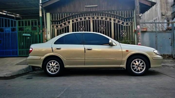 Nissan sunny ตัว TOP Super NEO ปี 2002 AT ขายถูกๆ ซื้อสดลดได้เยอะ