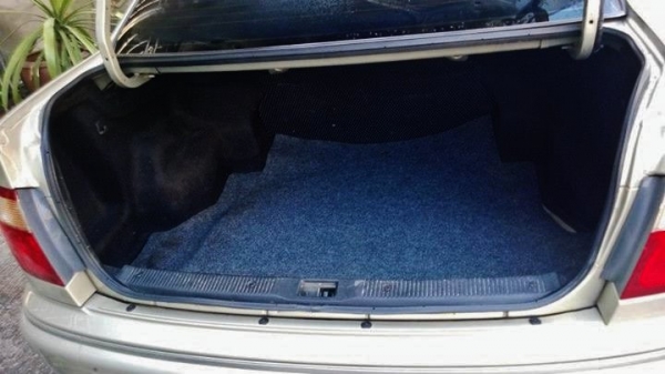 Nissan sunny ตัว TOP Super NEO ปี 2002 AT ขายถูกๆ ซื้อสดลดได้เยอะ