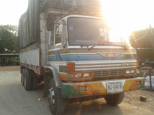 hino227ดั้ม เครื่องเดิมเกียเดิม สโลว์กลางมีลำโพงลากลูกให้เครื่องดีครัชซีสวยต่อรองใด้ครับ