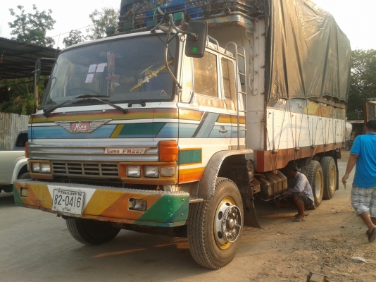 hino227ดั้ม เครื่องเดิมเกียเดิม สโลว์กลางมีลำโพงลากลูกให้เครื่องดีครัชซีสวยต่อรองใด้ครับ
