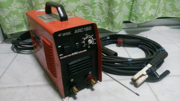 เครื่องเชื่อมอินเวอร์เตอร์ JASIC ขนาด 160A  อุปกรณ์ครบพร้อมใช้งานครับ