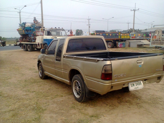 ขาย อีซูซุ ดาก้อน 3000 เทอโบ ตัวท๊อป จดทะเบียนปี 45 เครื่องดี คัซซีสวย เก็บสีนิดหน่อย รถไม่เคยชน จัดไฟแนนส์ได้ 220000