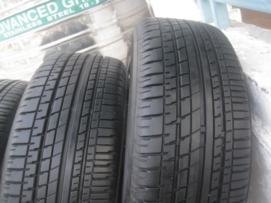 ขายล้อแม็ก mazda2 16"x6.5" et50 4 รู 100 สีไฮเปอร์แบล็ค ยาง bridgestone turanza er370 185/55r16 ยางผลิตสัปดาห์ที่ 6 ปี 13 vios, yaris, fiesta , swift ใส่ได้ครับ  สนใจติดต่อเล็กคลองสามครับ (081-3747940)