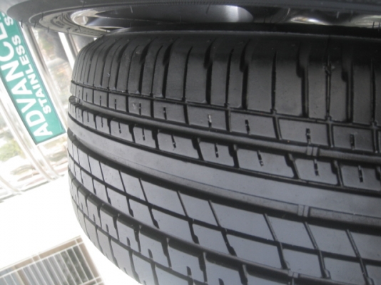 ขายล้อแม็ก mazda2 16"x6.5" et50 4 รู 100 สีไฮเปอร์แบล็ค ยาง bridgestone turanza er370 185/55r16 ยางผลิตสัปดาห์ที่ 6 ปี 13 vios, yaris, fiesta , swift ใส่ได้ครับ  สนใจติดต่อเล็กคลองสามครับ (081-3747940)