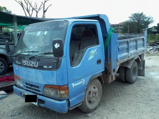 ขายด่วน Isuzu NKR66E เครื่อง 4HF1 : 120 แรง จดประกอบปี 48