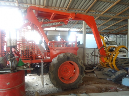 รถคีบไม้ รถคีบไม้