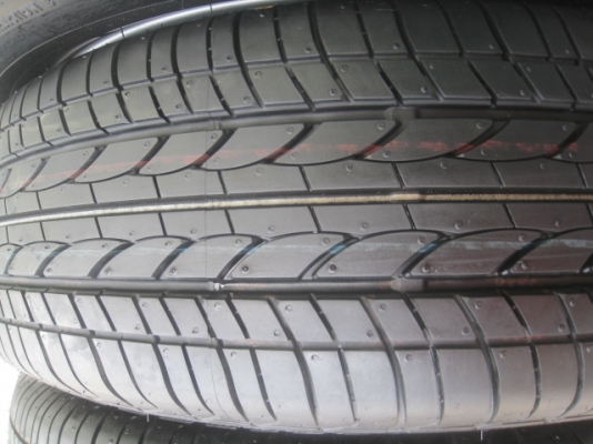 ขายล้อแม็กป้ายแดง Avanza 15"x5" et45 4รู114.3 + ยาง Bridgestone b250 185/65r15 ยางผลิตสัปดาห์ที่ 47ปี13 ตุ่มและสีที่หน้ายางมีทุกเส้นครับ  สนใจติดต่อเล็กคลองสามครับ (081-3747940)