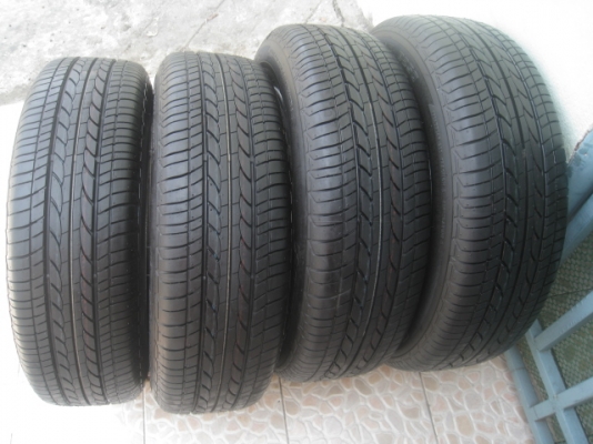 ขายล้อแม็กป้ายแดง Avanza 15"x5" et45 4รู114.3 + ยาง Bridgestone b250 185/65r15 ยางผลิตสัปดาห์ที่ 47ปี13 ตุ่มและสีที่หน้ายางมีทุกเส้นครับ  สนใจติดต่อเล็กคลองสามครับ (081-3747940)