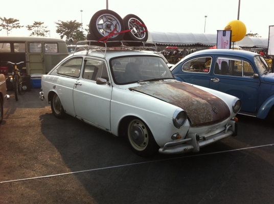 ขาย VW Type3 Fastback 1967 ซื้อหนึ่ีงแถมหนึ่ง