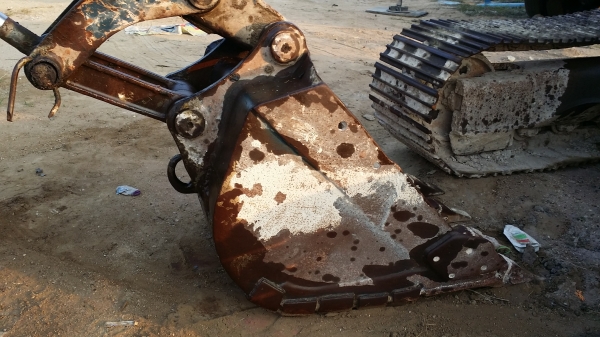 ขายอะใหล่ด่วน KOMATSU PC 120-3ทั้งคัน