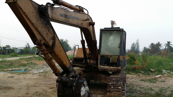 ขายอะใหล่ด่วน KOMATSU PC 120-3ทั้งคัน