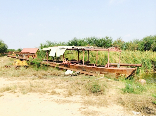 ขายด่วนเรือดูดทราย เครื่อง EF 8สูบ ท่อดูดหน้า10