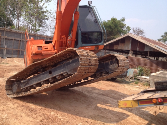 ขายด่วน  ขายถูกคาบ รถสวยเก่านอกสภาพดี