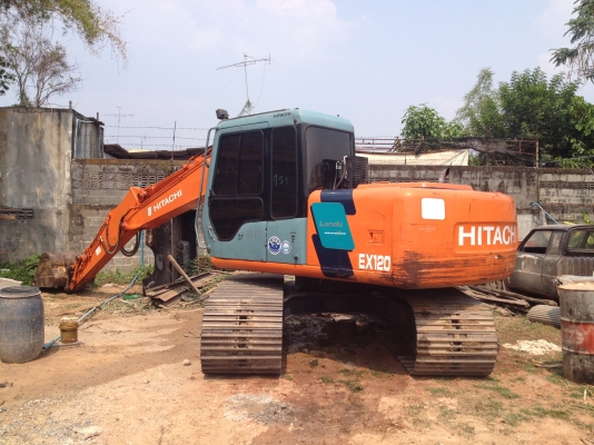 ขายด่วน  ขายถูกคาบ รถสวยเก่านอกสภาพดี