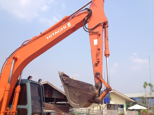 ขายด่วน  ขายถูกคาบ รถสวยเก่านอกสภาพดี