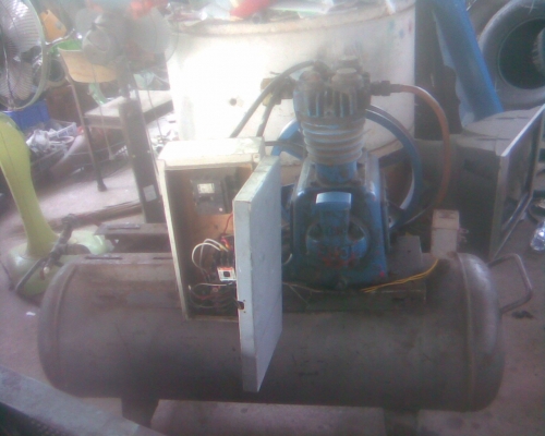 ปั้มลมตัวใหญ่